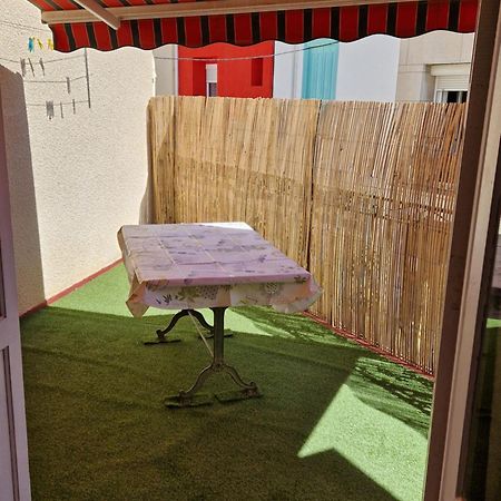 Appartement Avec Terrasse Saint Laurent De La Salanque Buitenkant foto