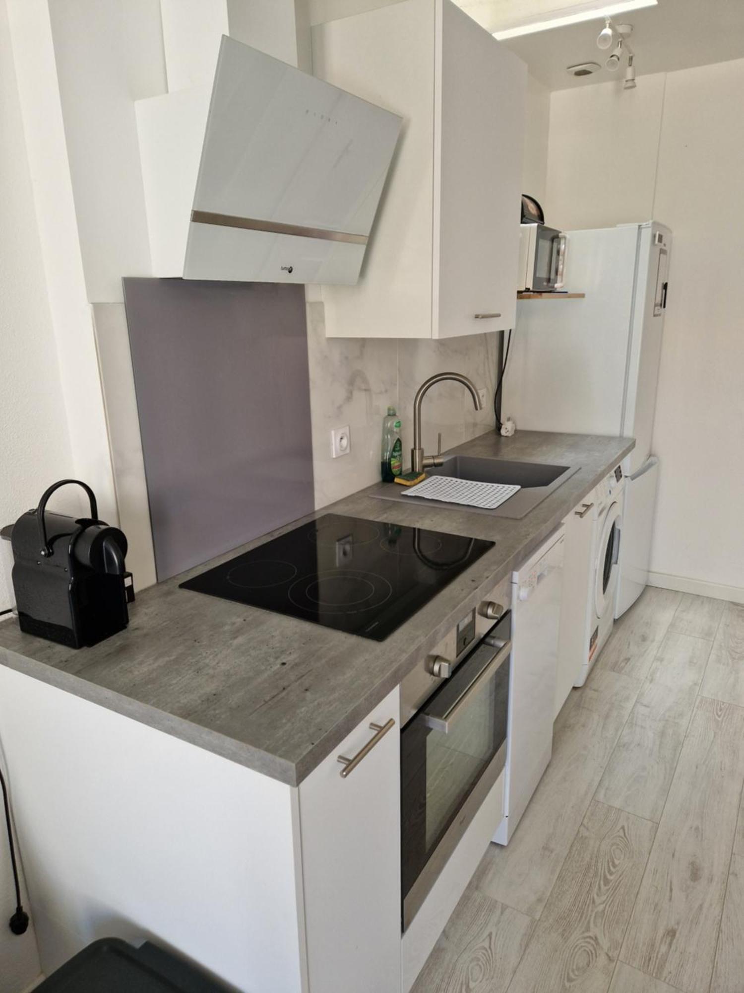 Appartement Avec Terrasse Saint Laurent De La Salanque Buitenkant foto