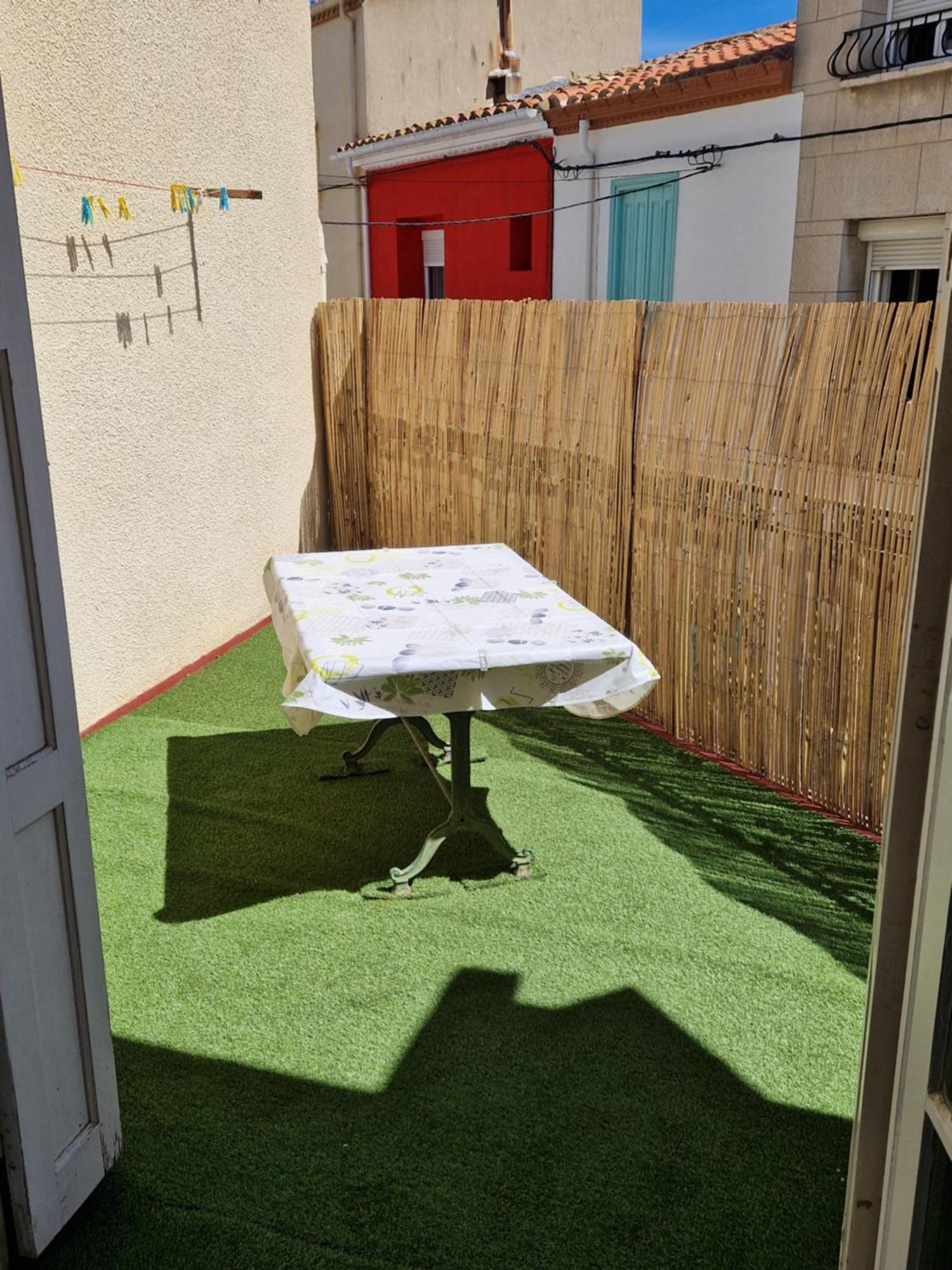 Appartement Avec Terrasse Saint Laurent De La Salanque Buitenkant foto